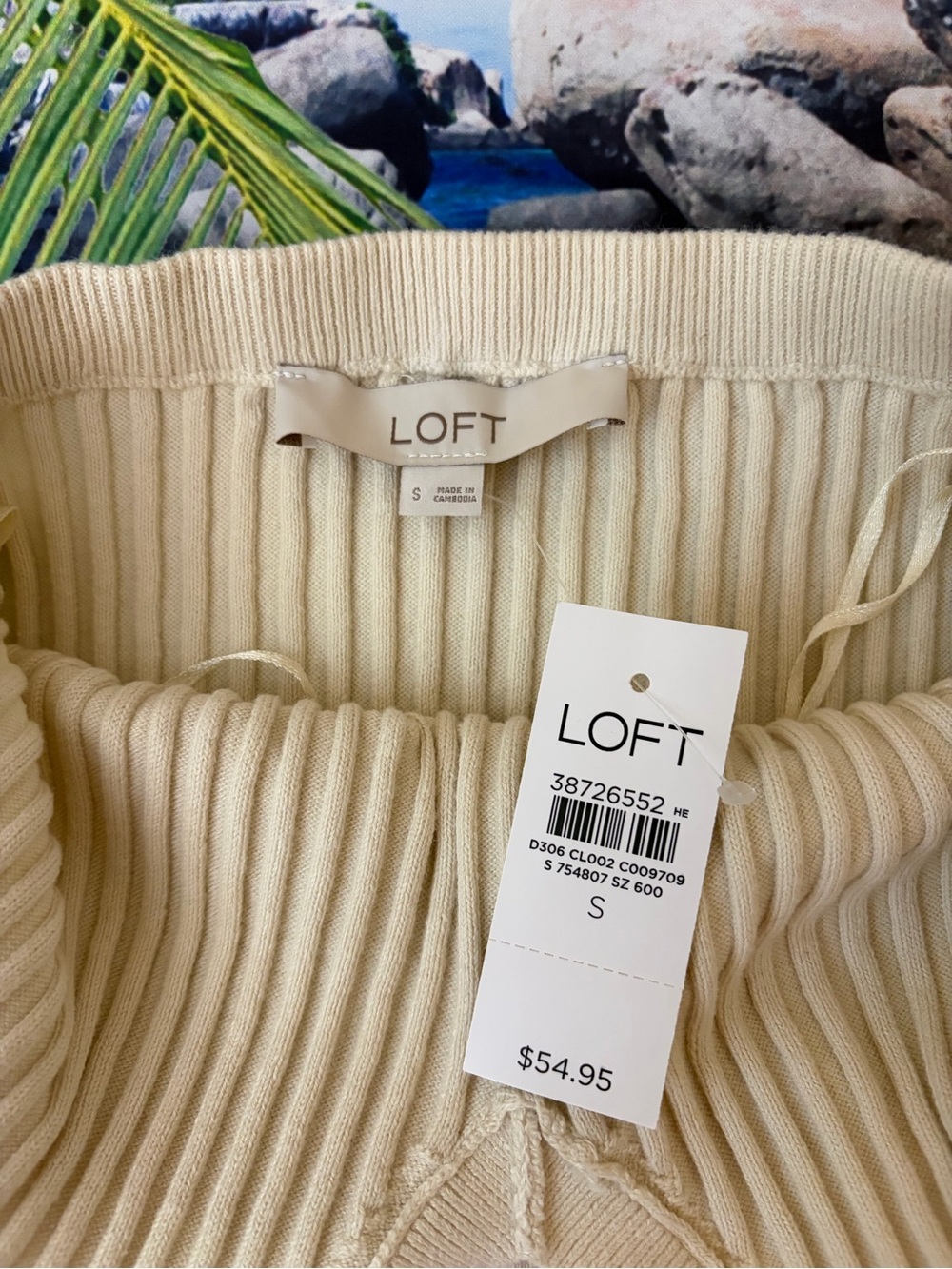 LOFT Cream Ribbed V-Neck Halter Knit Tank - Picture 8 of 9